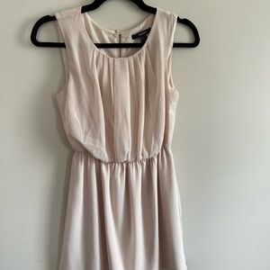 Elegant Cream Sleeveless Dress